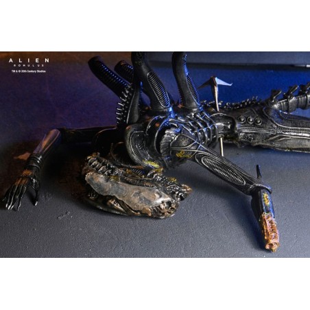 Figurine Deluxe Suspended Lab Xenomorph XX121 - Alien Romulus Figurine Deluxe Suspended Lab Xenomorph XX121 - Alien Romulus